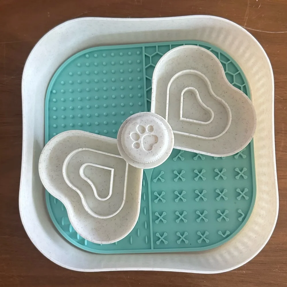 Pet Slow Feeder Bowl with Heart Design